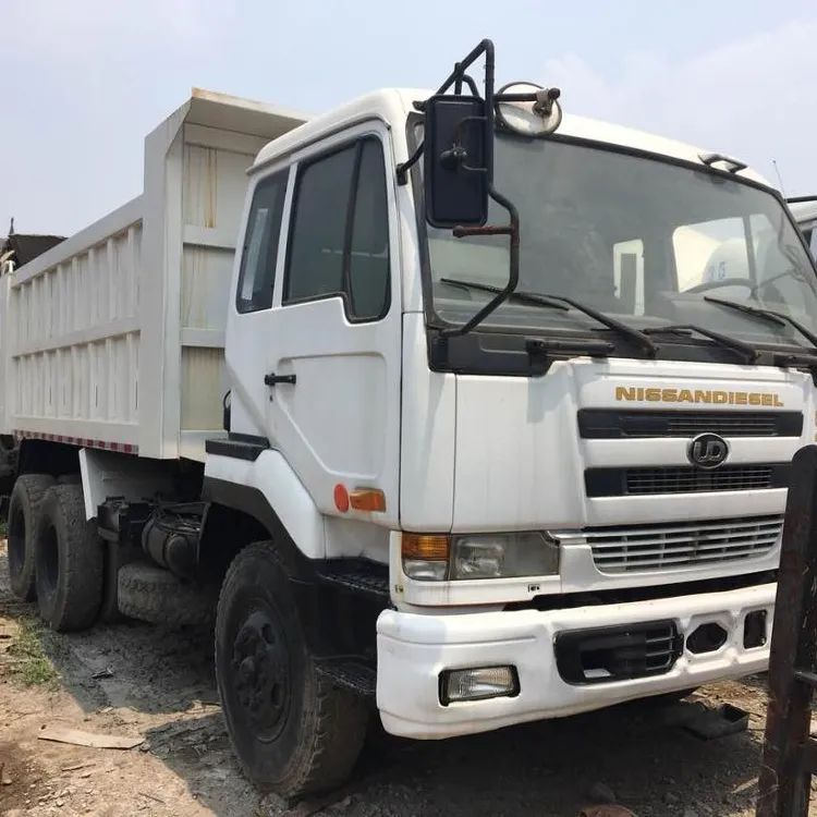 Camión de carga pesada usado 6x4, Japón, ud, nissan, el más vendido