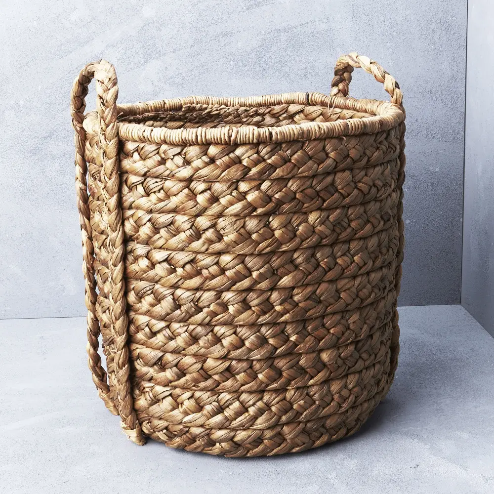 Hot item water hyacinth basket handweaving straw basket 2018