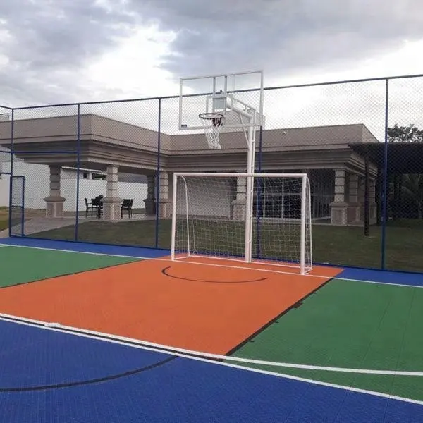 Encravamento piso quadra de futsal futebol playground