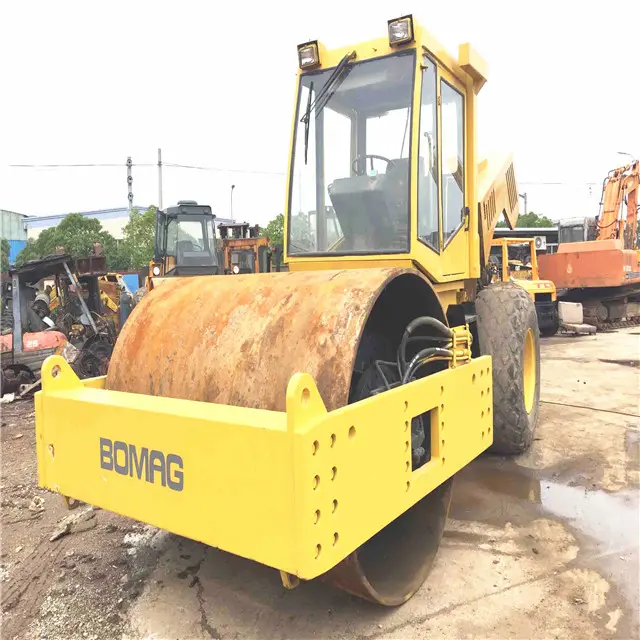Good Quality Used Road Roller Bomag 225D-3 for sale,used Germany made Bomag vibratory road roller used bomag road roller for sal