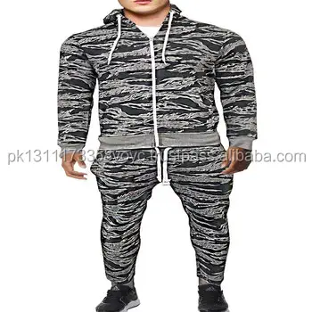 High Quality Sports Wear For Men training suits perfectly stitched jogging suits for outdoor sports and training low price suits