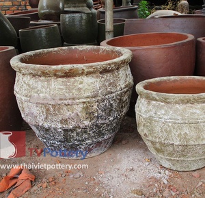 Black <strong>Clay</strong> Planter - Product Image 1