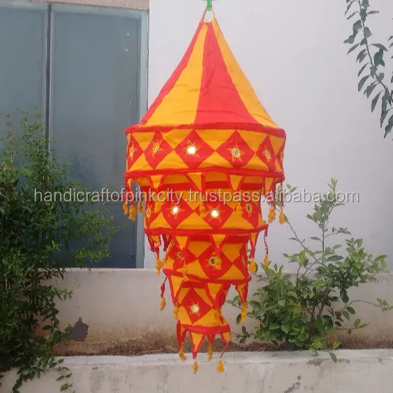 Decorazione del soffitto Lampadario Fantasia Luce Rotonda E Conico A Forma di Rosso Giallo Colori Indiani Pieghevole Tessuto di Cotone Lanterne