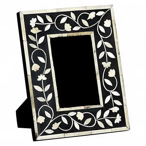 Stampaggio di cornici per foto in legno moderno all'ingrosso in oro nero bianco noce argento con striscia d'oro per cornici decorative