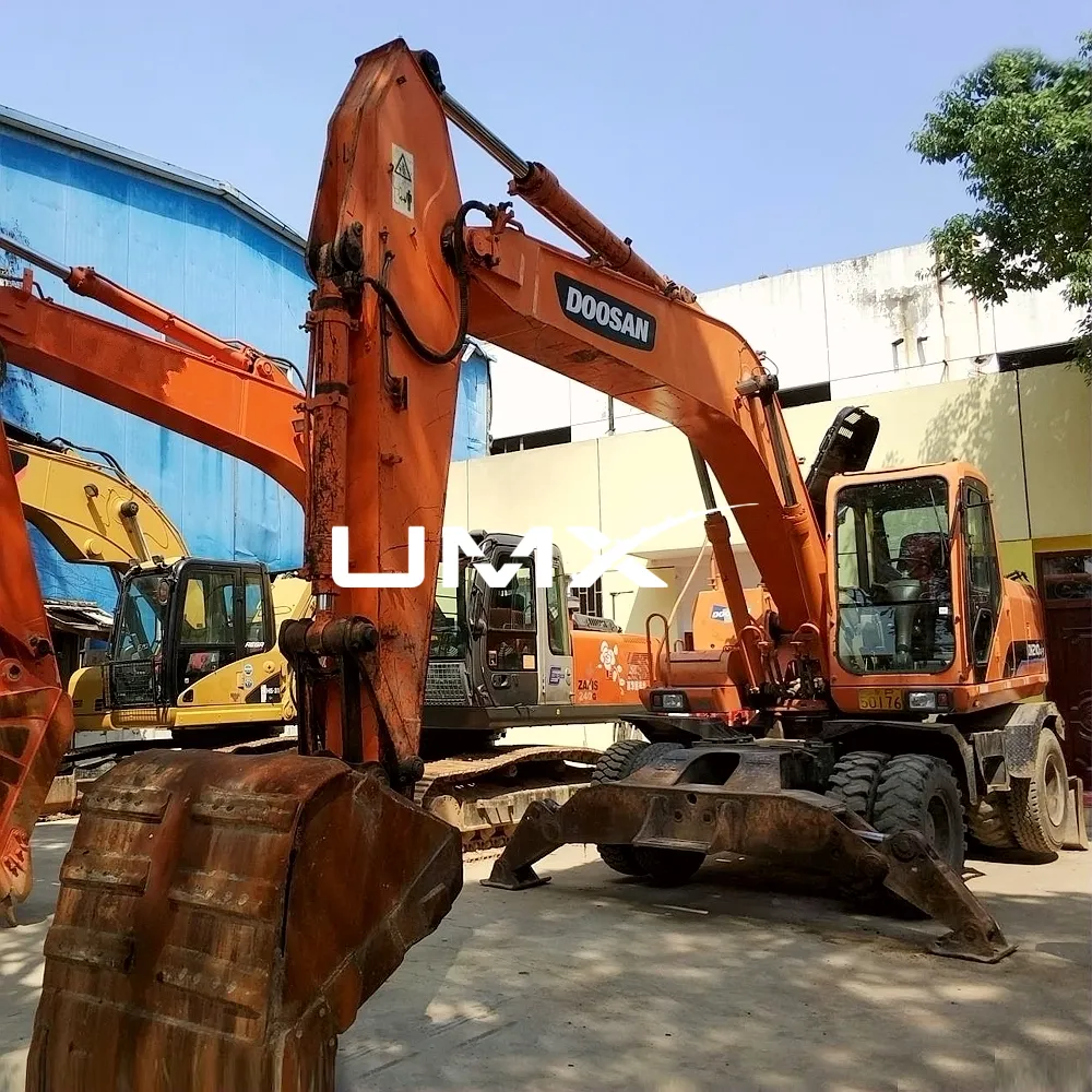 Doosan DH210W-7 حفارة بعجلات للبيع دايو/doosan 210 حفارة بعجلات s كوريا