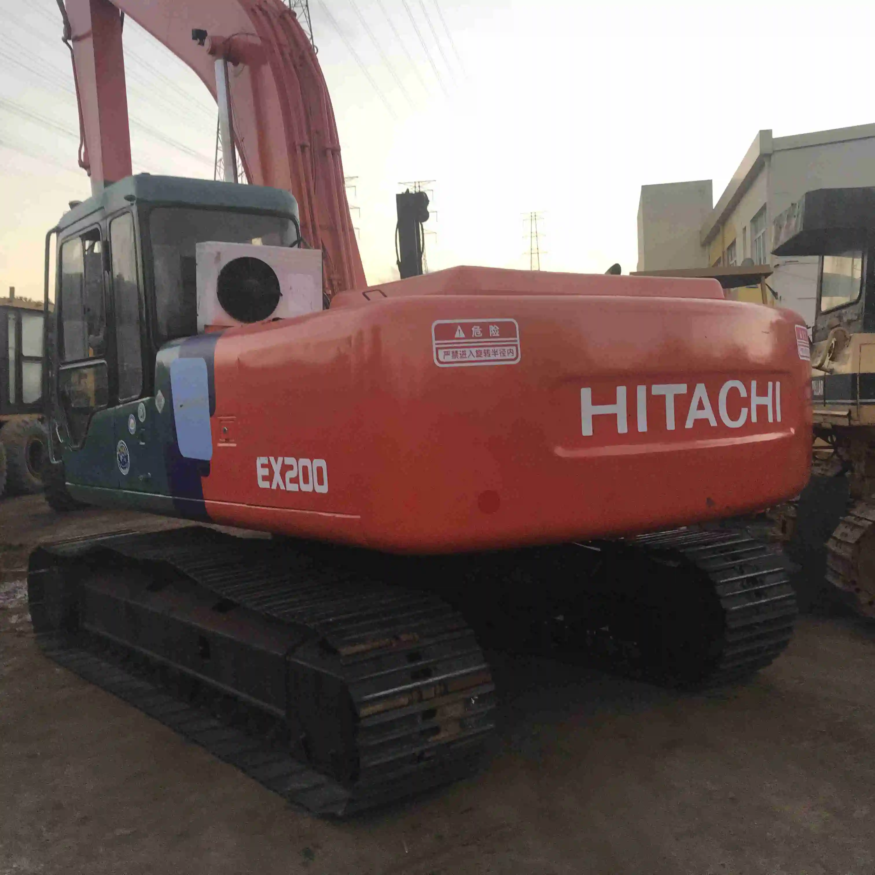 HITACHI — pelle EX200 d'occasion, 90%, nouvelle mise à niveau, en bon état, 200