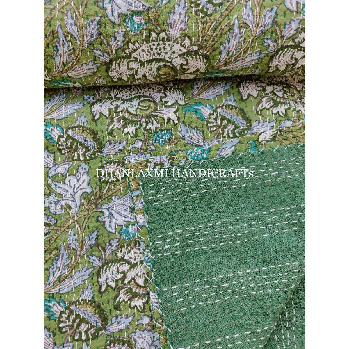 สีเขียว