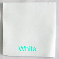 สีขาว