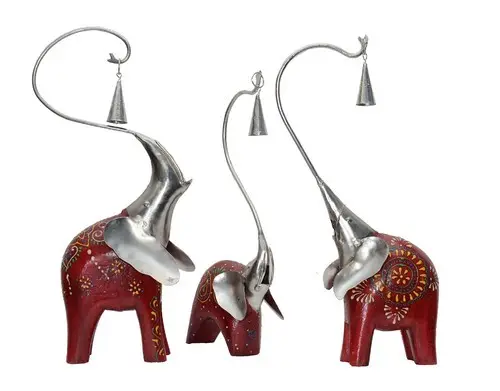 Real Rajasthani decorativo de madera hechos a mano elefante de metal con Campanas con maletero (Juego de 3)