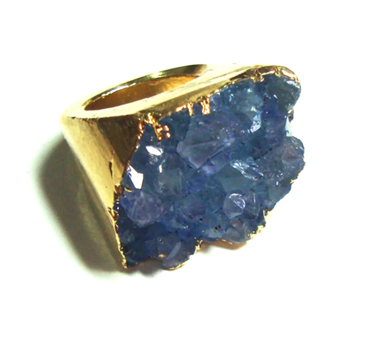 Hermoso anillo de drusa chapado en oro