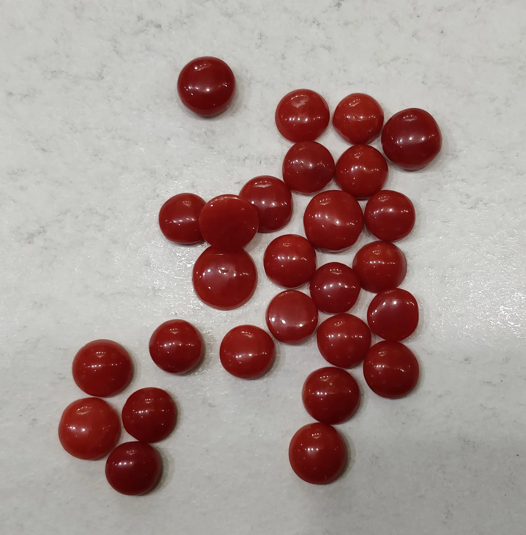 Cabos redondos não tratados, cabos soltos naturais de cabochão tamanho de 5-7mm vermelho/laranja para ajuste de boa qualidade