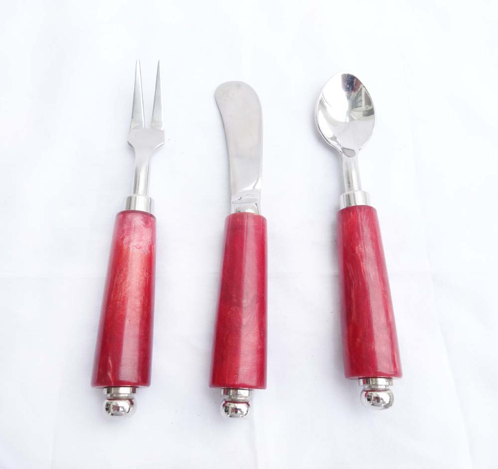 silver & red