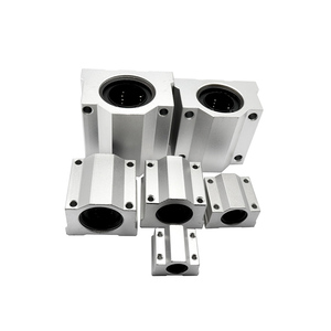 现货供应LM8UU直线轴承3D打印机零件盒样式滑块SCS8UU - Product Image 1