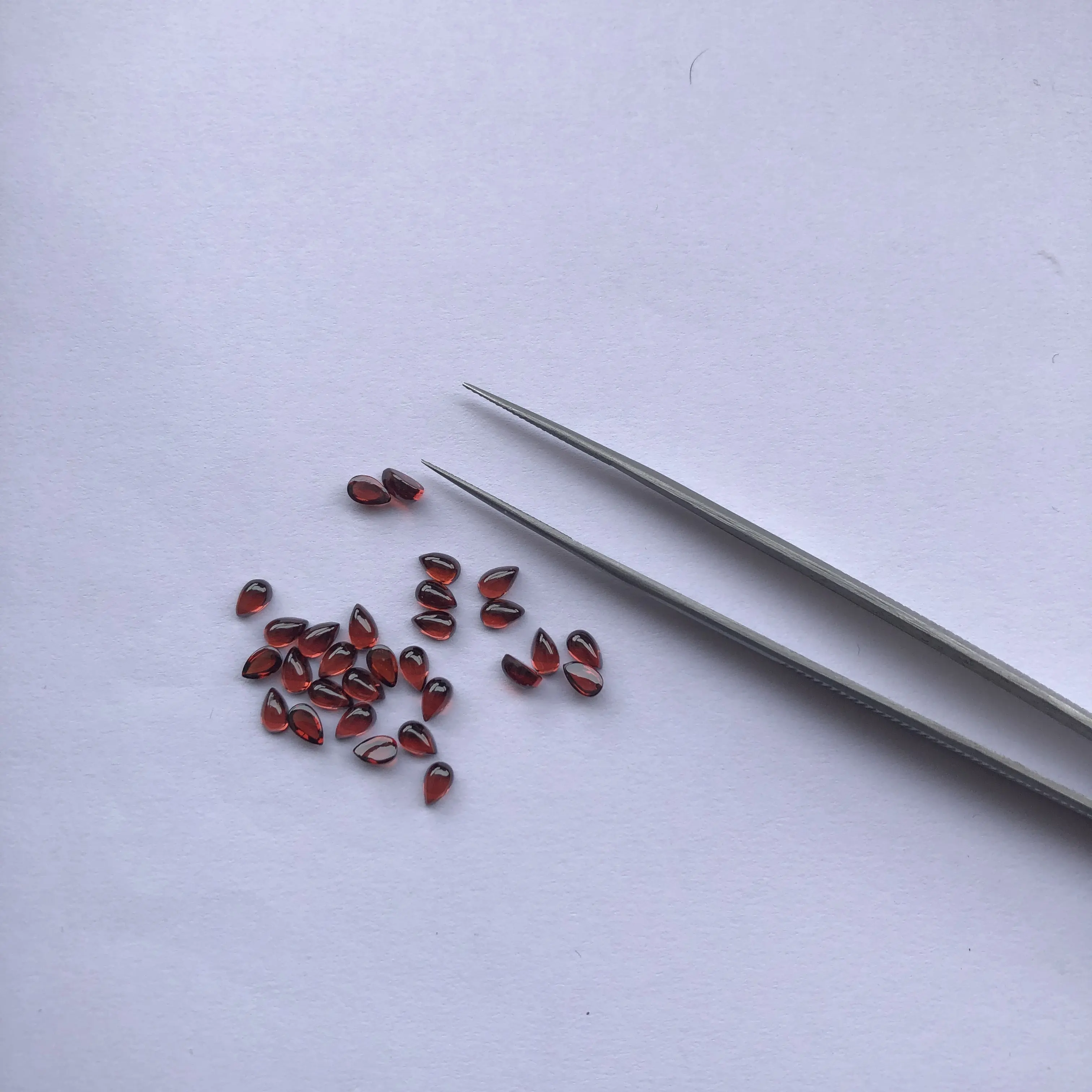 4X3mm naturel rouge grenat pierre lisse poire lâche Cabochon pierres semi-précieuses du fabricant en gros fabrication de bijoux acheter