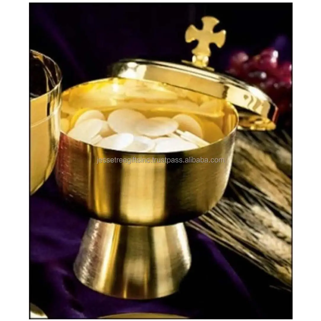 Ciborium De Metal Com Design Transversal Top Com Acabamento Fosco Dourado Brilhante Forma Redonda Design Extravagante Boa Qualidade Para Religiosos