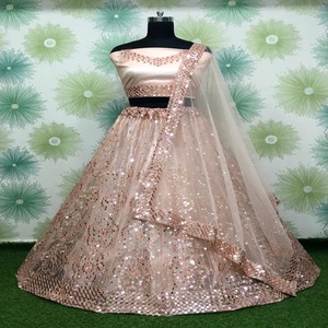 デザイナーヘビーネットLEHENGA - Product Image 1
