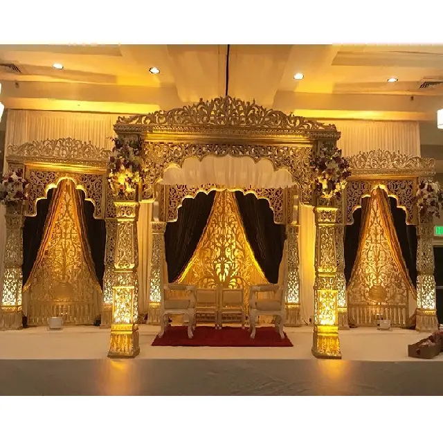 Dazzling Oro Tema Bollywood Wedding Mandap Antica D'oro Maharaja Da Sposa Mandap Imposta Jodha Akbar Mandap Set per Matrimonio Indiano
