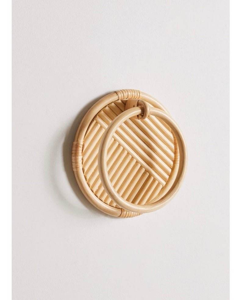 ไม้แขวนกลม