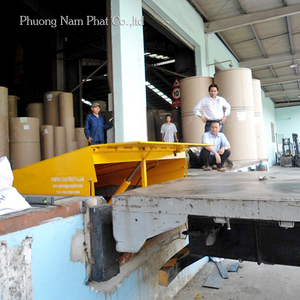 Nivelador de muelle mecánico al por mayor Vietnam 12/14/16 toneladas de capacidad nueva condición núcleo de bomba para cargar contenedor de descarga