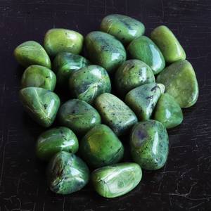 หยกสีเขียวหิน TUMBLED/คริสตัลธรรมชาติหยกขัดหินโมรา TUMBLES/ขายส่งหยกหยกหยกเกลือกกลิ้งหิน