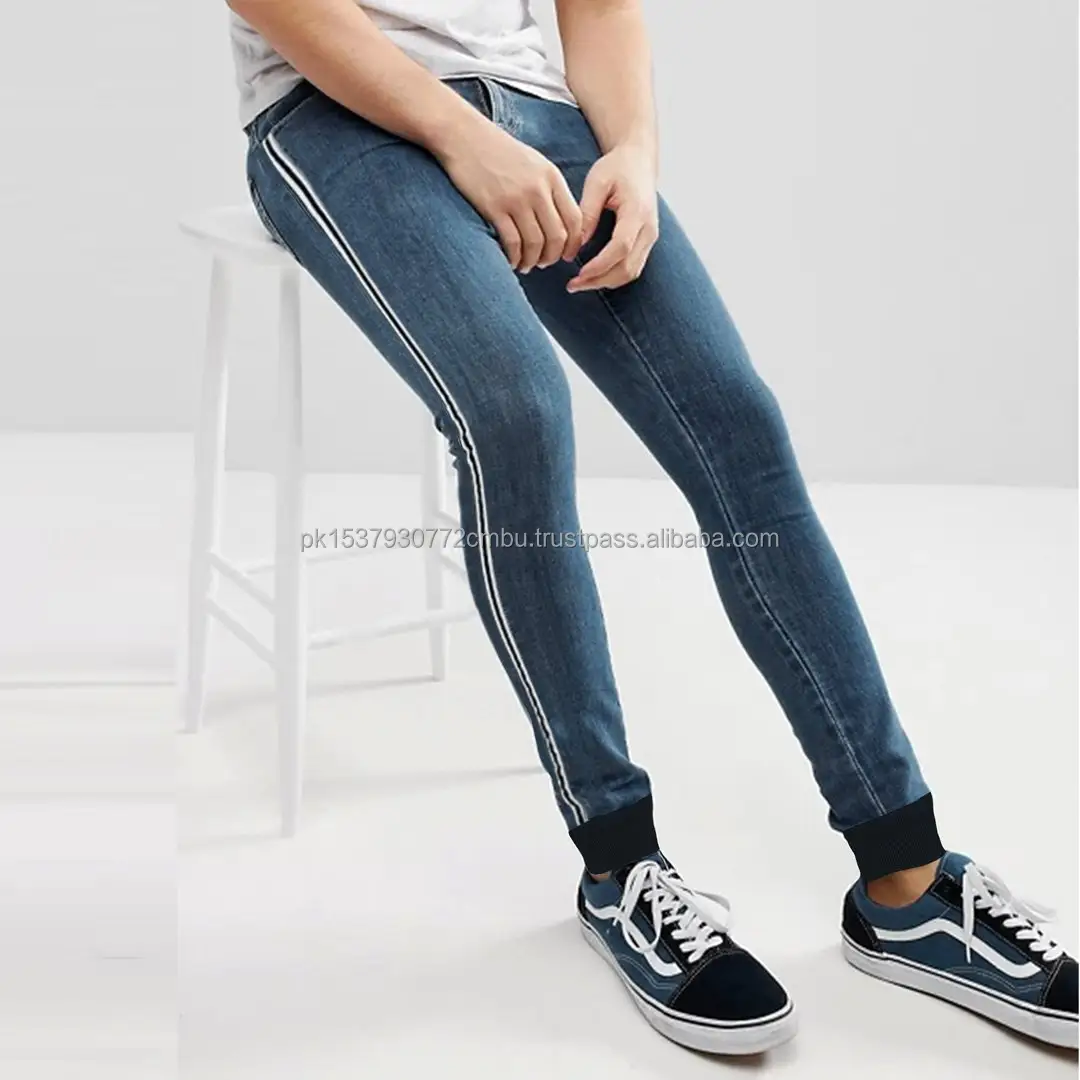 2021 New Design Großhandel Herren Skinny Fit Blue Wash zerstört zerrissene Knieloch Biker Jeans Jeans hose mit Seitenst reifen