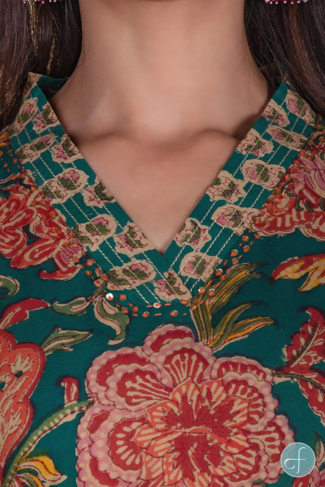 ที่กำหนดเองสี