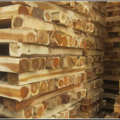 Pallet di vendita calda prezzo economico di alta qualità made in Vietnam-Pallet di legno di pino/quercia/Acacia/gomma a bassa tassa