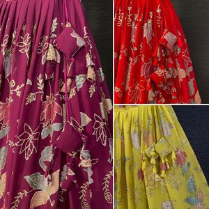 重型绣花Sequennce西部<span class=keywords><strong>Lehenga</strong></span> <span class=keywords><strong>choli</strong></span>衬衫刺绣作品<span class=keywords><strong>lehenga</strong></span>裁剪上衣裙子批发价