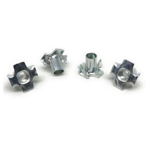 4叉钢铆接丁字螺母DIN认证的M5/M6/M8，镀锌/镀锌饰面，适用于木质家具行业