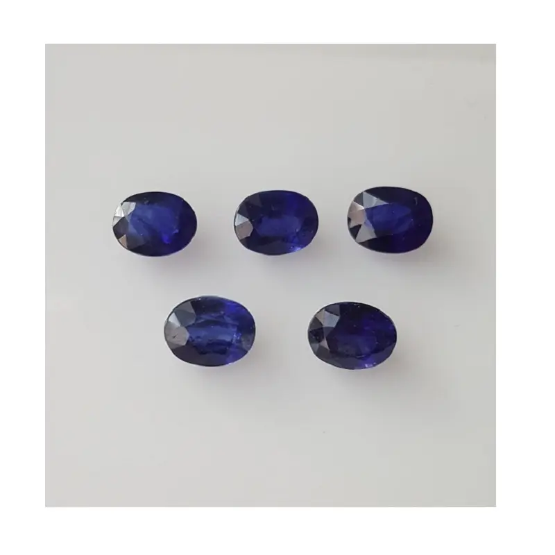 الياقوت الأزرق الطبيعي معايرة الأحجار الكريمة لصنع المجوهرات المتاحة في جميع الأحجام و الأشكال مخصص أساس الأحجام والأشكال