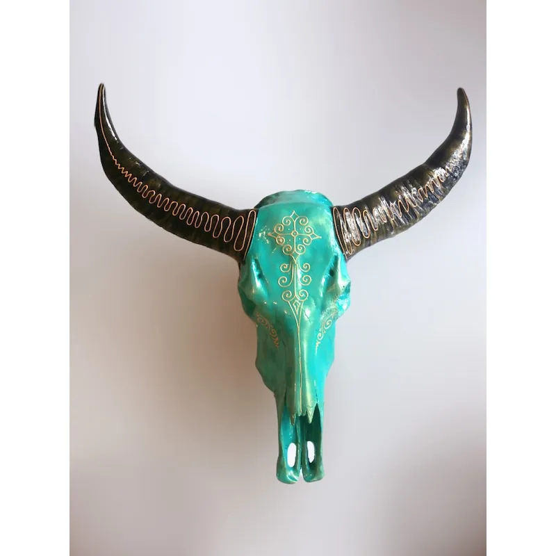 Top Model Hand Painted Resin Large Buffalo Heads Wall Decorative