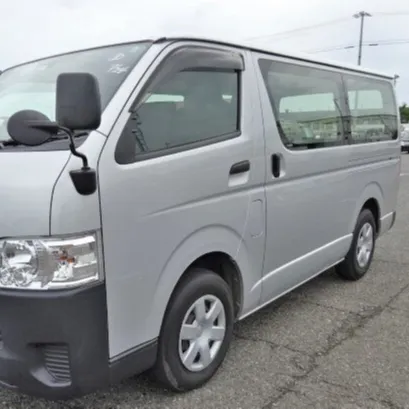 Utilizzato Toyotas Hiace Mini Bus Per La Vendita