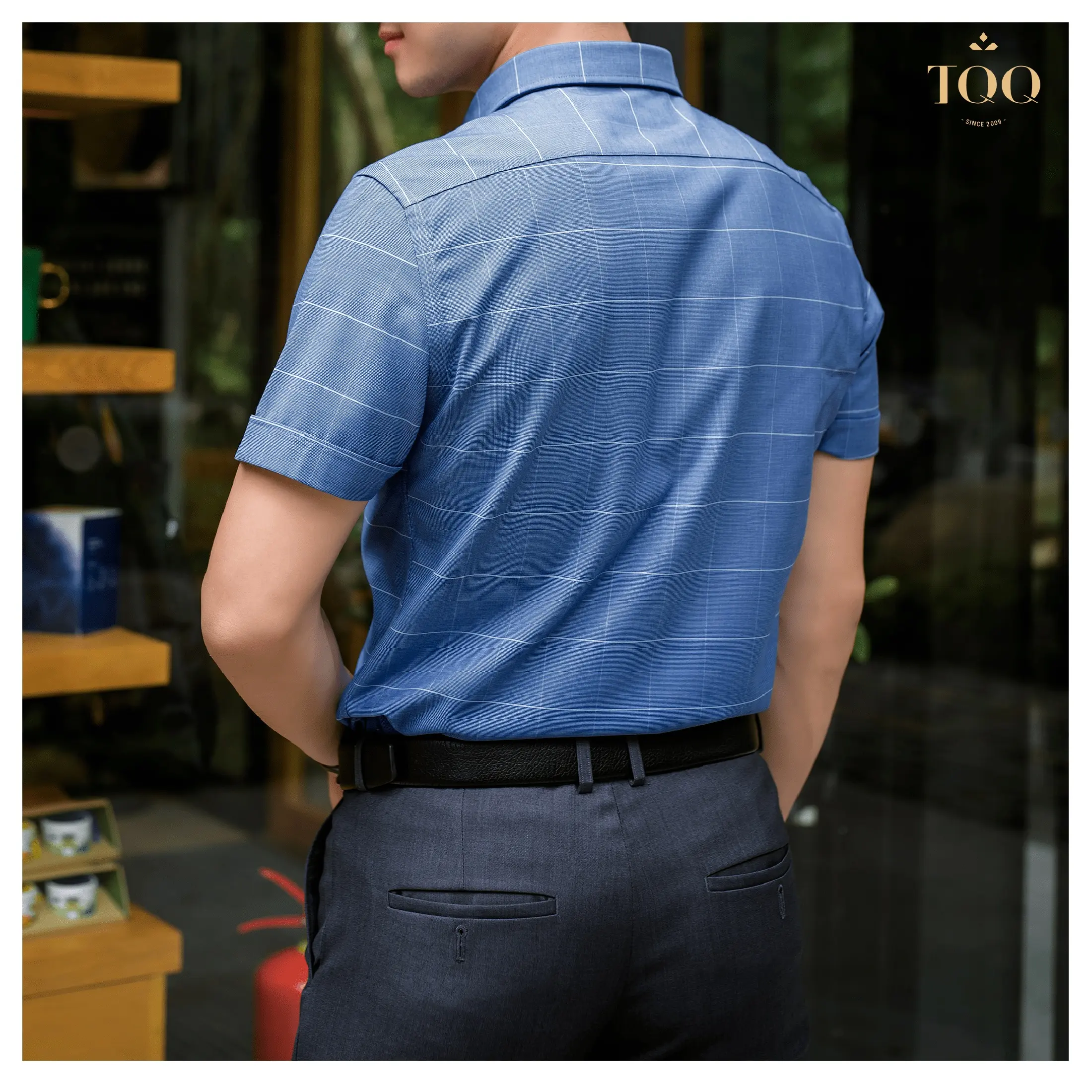 Camicie in poliestere viscosa per ufficio camicia elegante a maniche corte scozzese in vetro blu dal Vietnam pulsante singolo