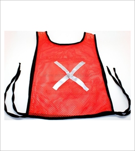 Tốt Nhất Bán Tùy Chỉnh Đào Tạo Yếm Có Dây Đeo Vest Lưới Đào Tạo Bóng Đá Yếm Với Biểu Tượng Tùy Chỉnh Của Bạn Nhãn Thẻ Phun Đội In Ấn Mặc - Product Image 4