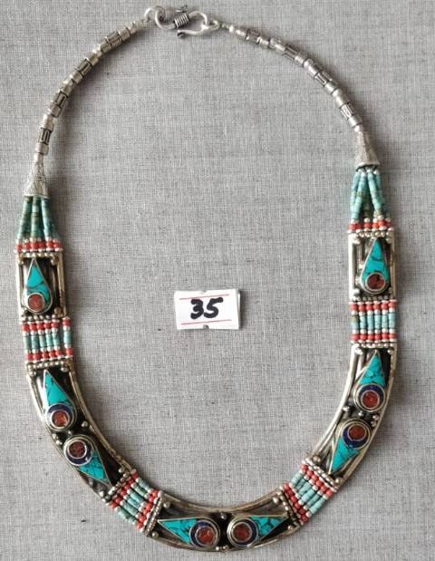 สีน้ำตาล