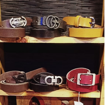 สีเหลือง