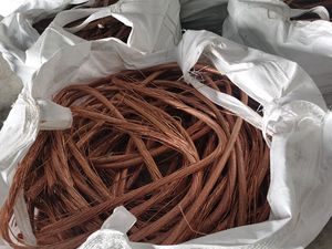 99.99% 純粋な銅スクラップスクラップ純粋なスクラップ銅サプライヤーを非常に手頃な価格で輸出