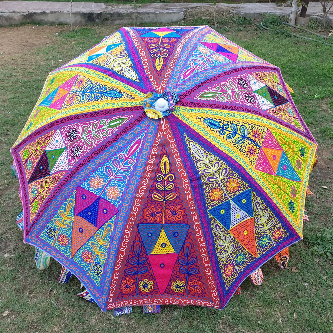 Vintage De Luxe Casual Indien À La Main Brodé Jardin Parapluie