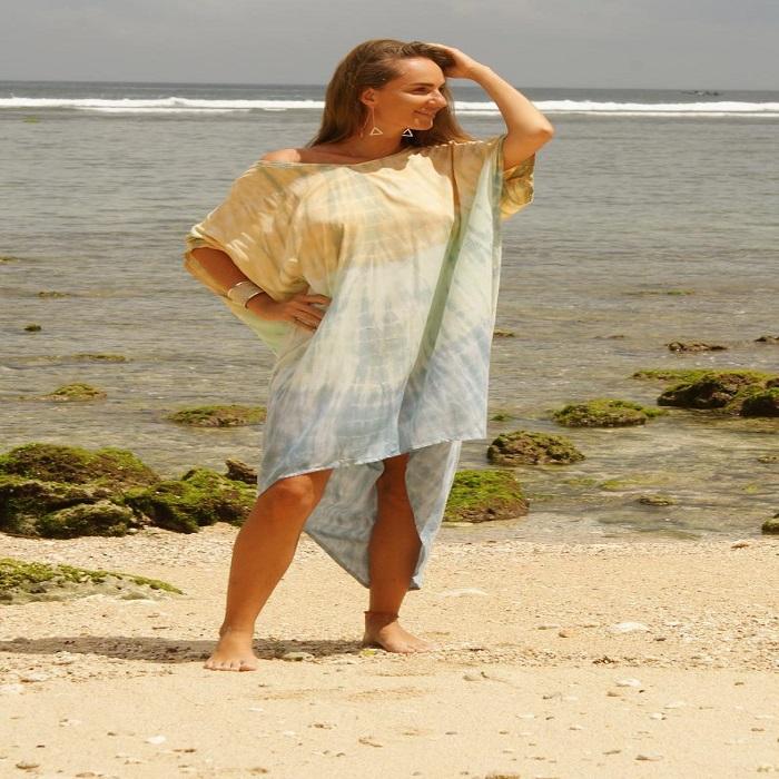 สีเบจ, สีเทา, สีฟ้า