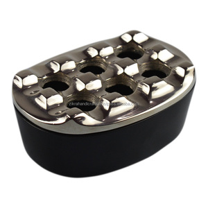 Koop Metalen Asbak Rooster Asbak Combo Afwerking Tuinbar Huis En Hotel Kantoorontwerp Asbakken - Product Image 2