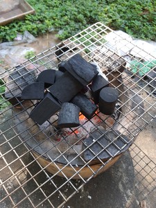 חאיא שחור עץ חם מ וייטנאם ללא עשן עבור bbq, כיתוב, חימום מחיר נמוך