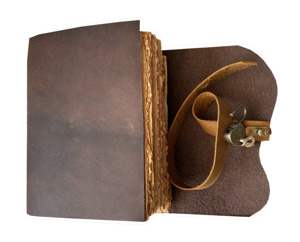 Fechadura de couro marrom macio vintage, fechadura antiga artesanal, caderno branco, livro, diário