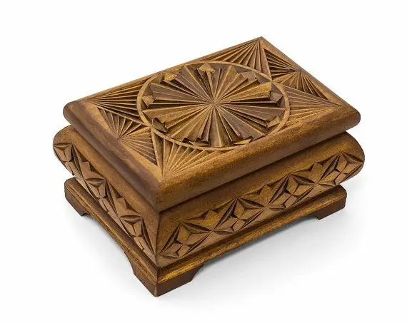 علبة زينة من الخشب الطبيعي, علبة زينة من الخشب الطبيعي مكونة من لون منحوت ، ومصنوعة من خشب الساج على الطراز الأوروبي ، تستعمل كديكور منزلي في عام 34648
