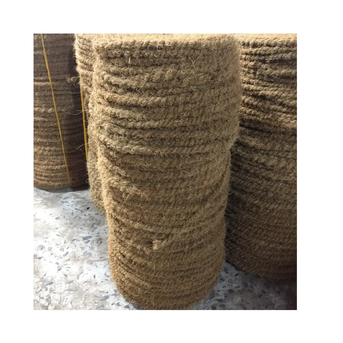 Vasi di Coir di alta qualità Coco Coir Rope Coir Mat Pad e artigianato In juta Made In Vietnam