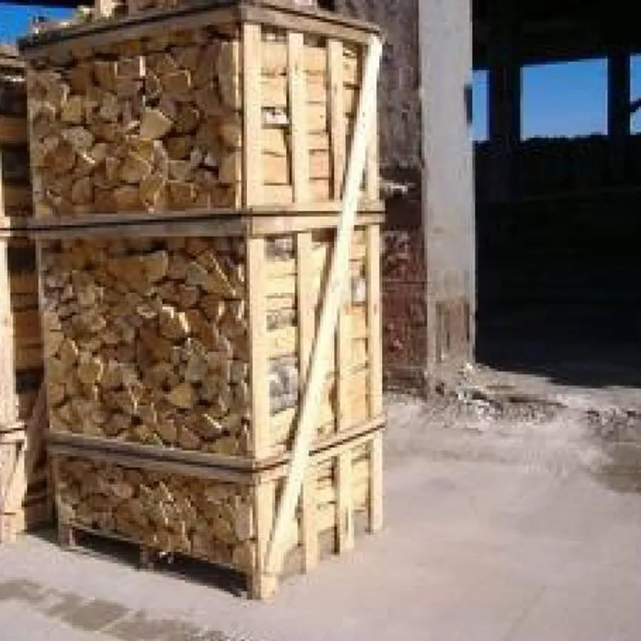 FIREWOOD ON PALLET BOXES 10-15% feuchtigkeit