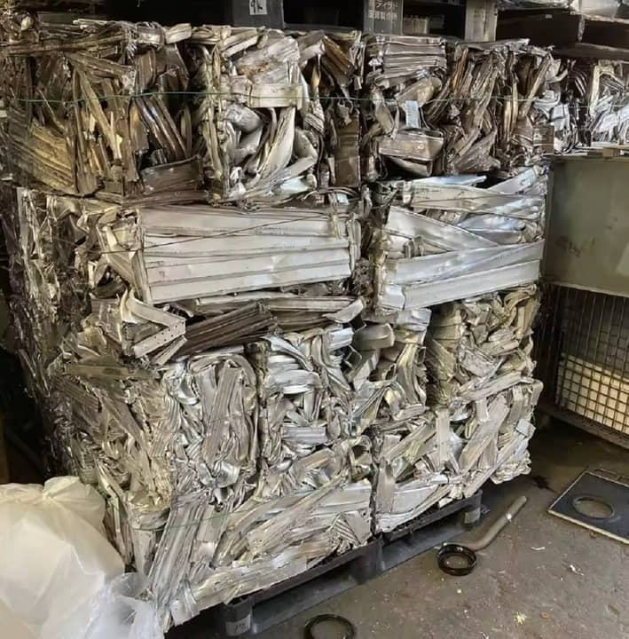 https://s.alicdn.com/%40sc04/kf/Acd034024b36b4515a1b947d1ca6f56ee7/High-Quality-6000-Series-Aluminum-Scrap-99-Wire-Scrap-for-Door-Window-with-Welding-Bending-Cutting-Services.jpg