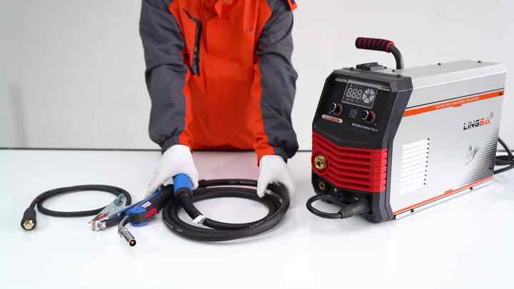 Poste à Souder Inverter HZXVOGEN MIG250DP 5 En 1 (MIG/TIG/MMA) 230V Pour Alu