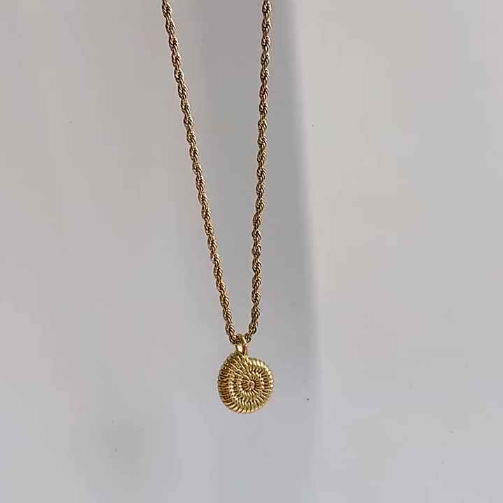 Collier Pendentif Escargot En Acier Inoxydable Plaqué Or 18K, Sans