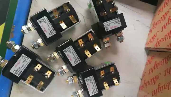 DC 48V 200A Contactor Solenoid SW180 for Golf Cart & Industrial Trucks