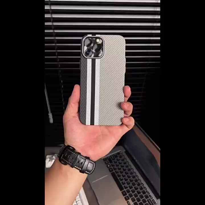 OUGIC Sisyphy Custodia super sottile per iPhone 14 Pro 6.1 pollici, vera fibra aramidica custodia protettiva, morbida al tatto, robusta custodia in